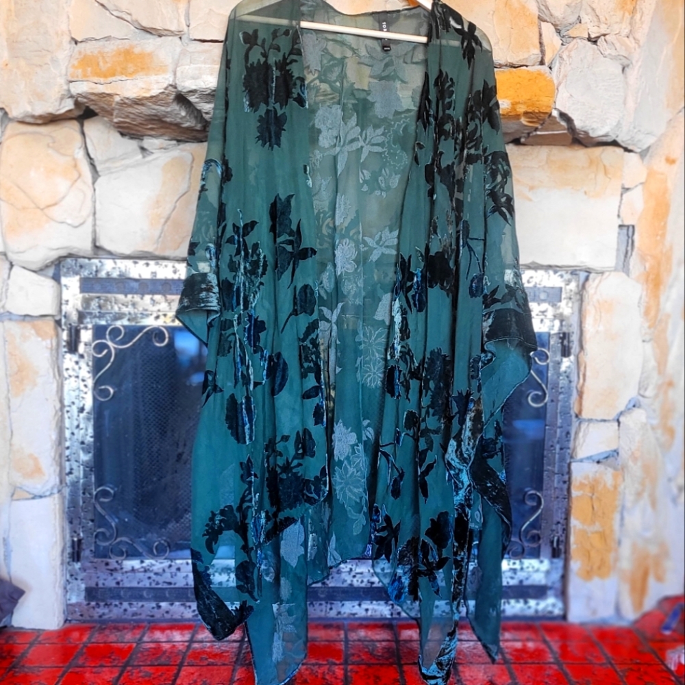 Torrid Emerald Green Kimono